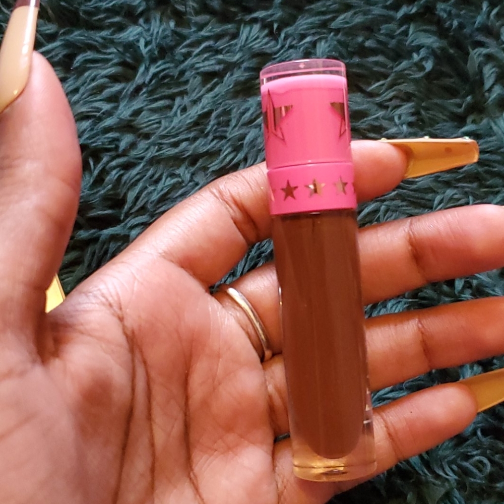 Jeffree star velour lipstick dominatrix